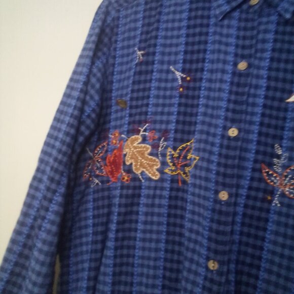 Bobbie Brooks Shirt L Women Long Sleeve Fall Leaves Button Up Plaid Blue - Picture 7 of 15